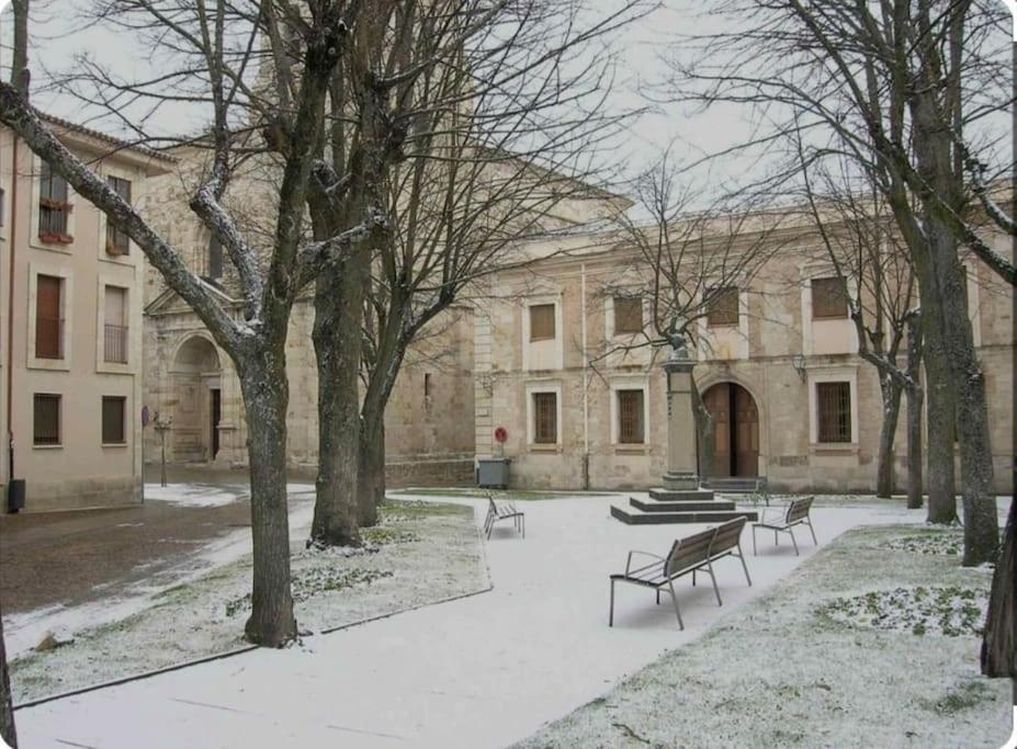 Centrico Piso En Pleno Romanico De Самора Екстер'єр фото